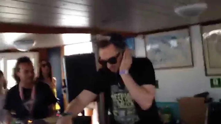 Jack Sparrow drops Bukez Finezt - Interrogation at Deep Medi Boat Party (Outlook Festival 2015)