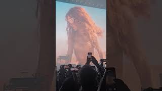 Shakira Intro - Las Mujeres Ya No Lloran Tour