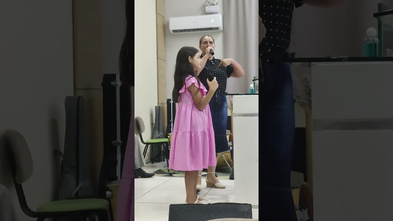 A ele a glória Sandra e Sarah kauani