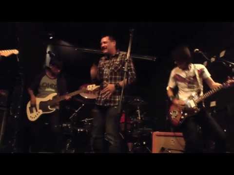 monkey-pilot---'dancing-all-night'---live-at-the-fire-in-philadelphia