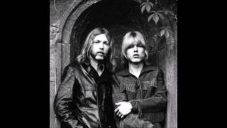 Video thumbnail of "God Rest His Soul - Duane & Gregg Allman (The 31th of February)"