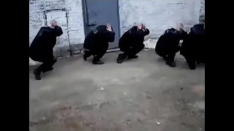 Жестокость красной зоны