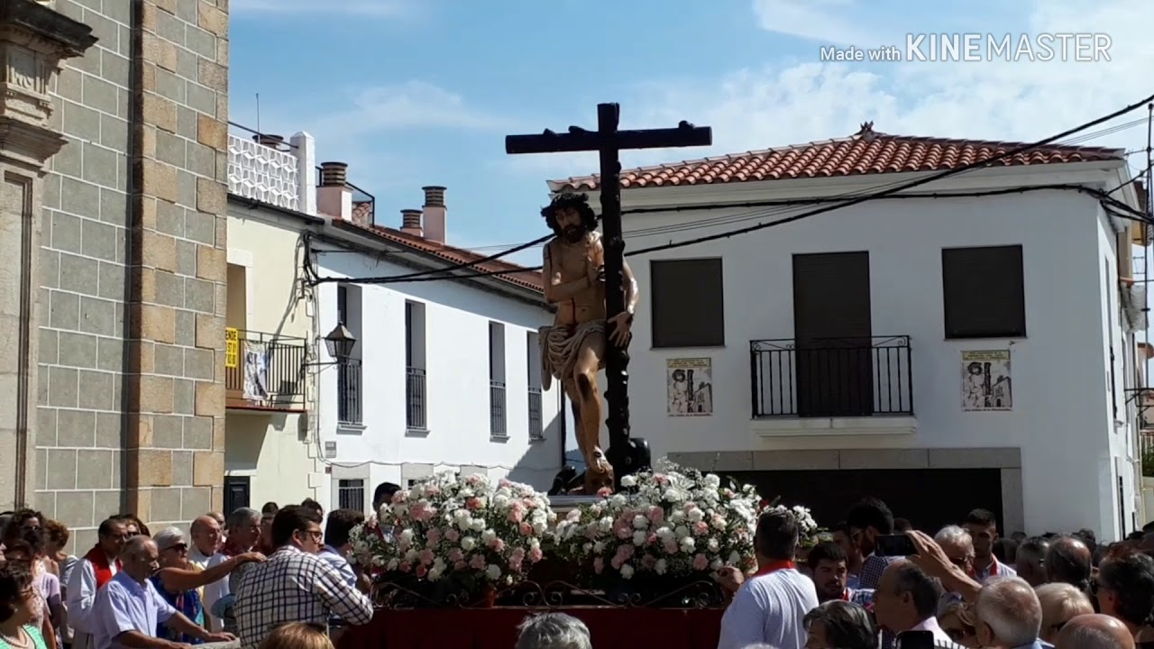 SERRADILLA, PROCESIÓN DÍA DE LA CRUZ, COPIA DEL SANTÍSIMO CRISTO DE LA VICTORIA.