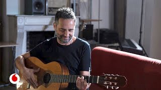 Video thumbnail of "Jorge Drexler y la asombrosa tecnología que esconde una guitarra"