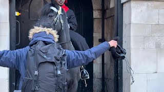 Defying the King's Guard: This Man's Fearless Taunting of a Horse!  Horse Guards in London