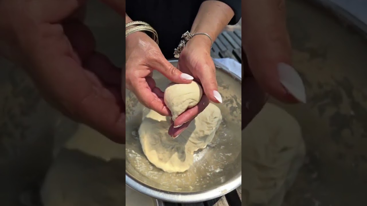 פיתות על המנגל