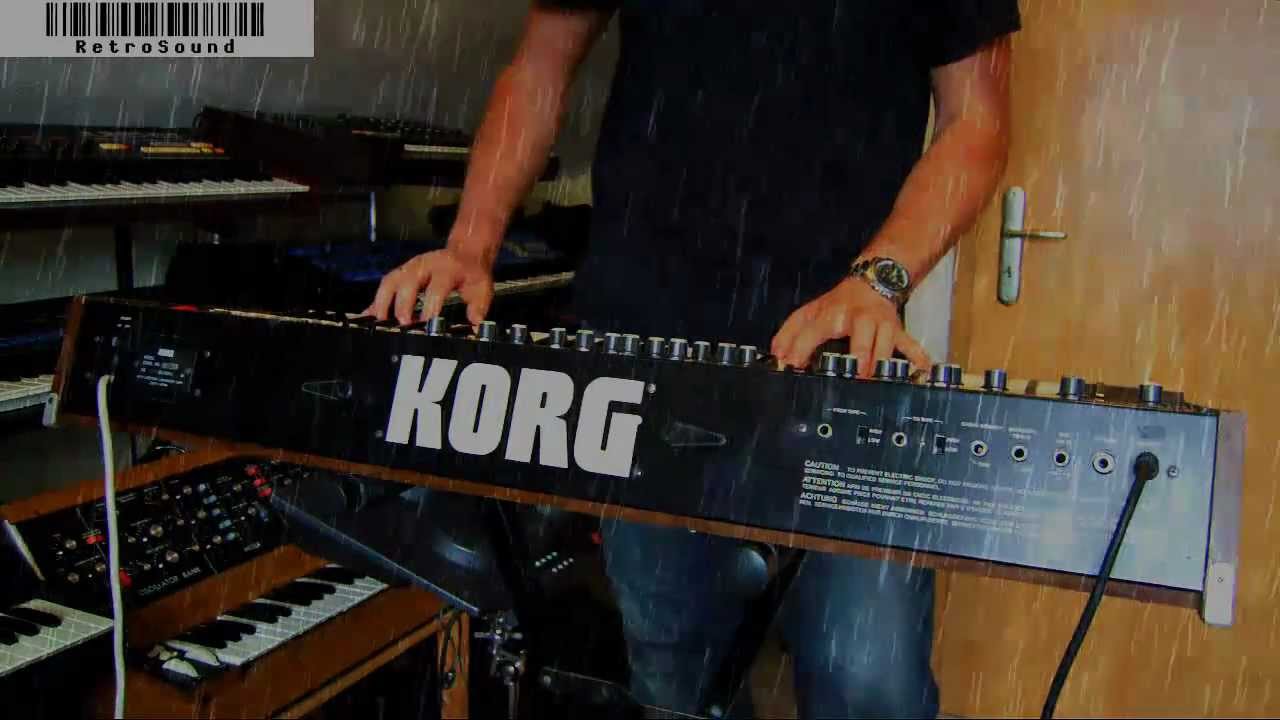 KORG Polysix Analog Synthesizer (1982)  "Rainy Days"