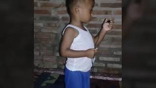 Anak kecil belajar bicara super lucu ...