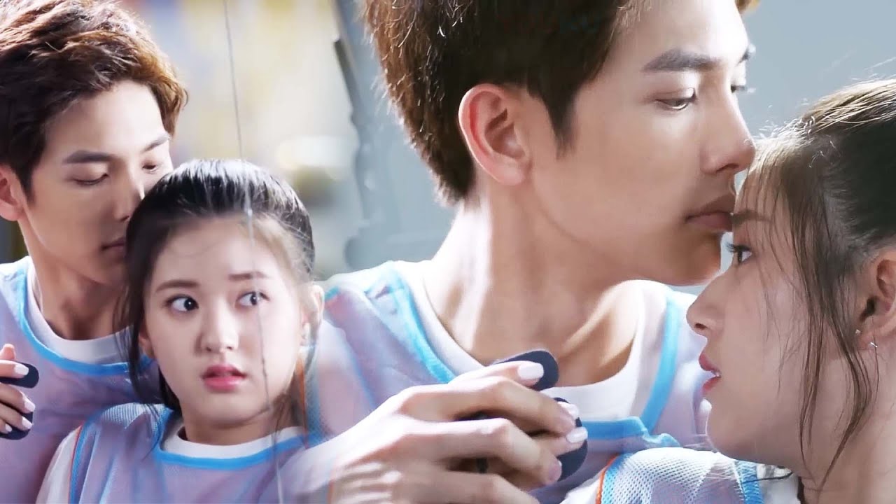 【MOVIE】霸總貼身教灰姑娘射箭，竟意外擦槍走火，下一秒兩人情難自禁，開始深情親吻！ #drama #甜宠 #最动听的事 #赵露思 #许我耀眼