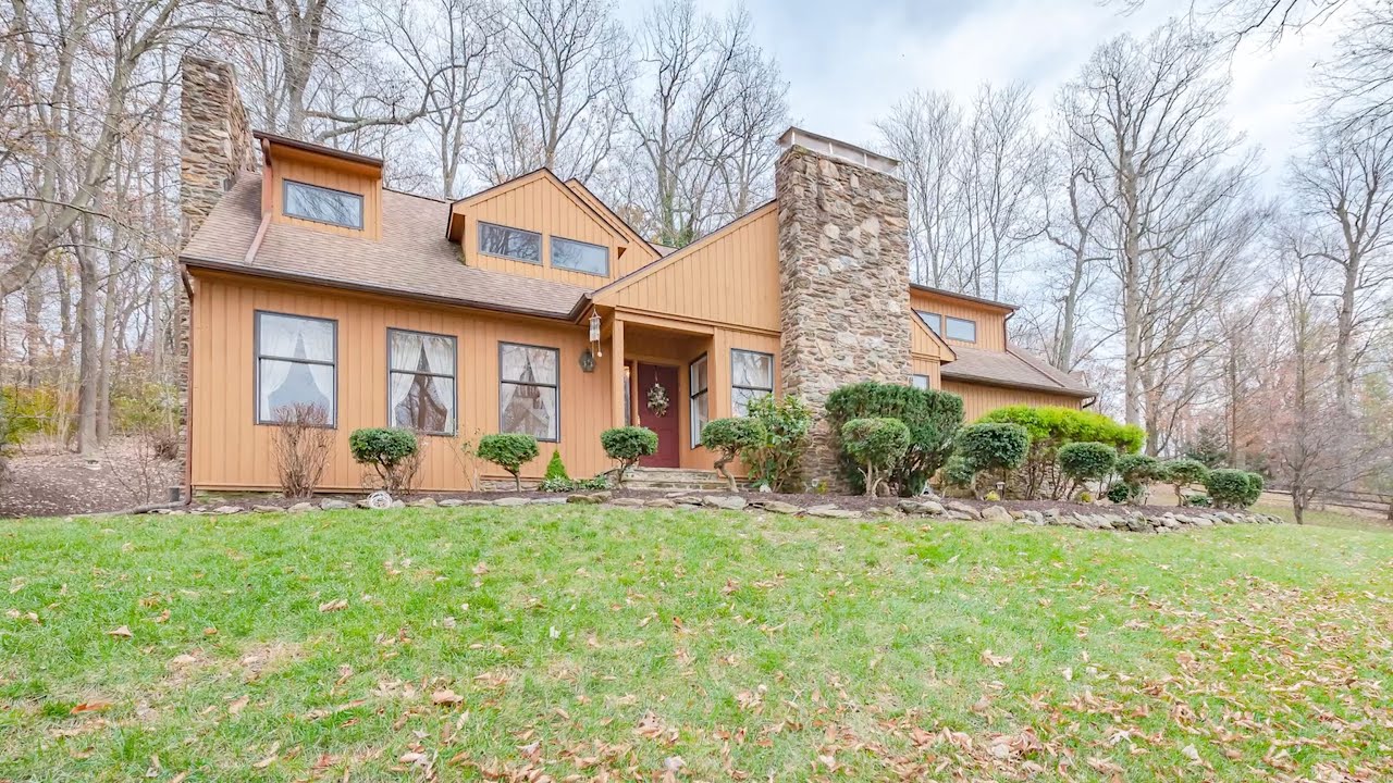 1093 Long Valley Road, Westminster MD Contemporary Home with Scenic