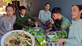บ่าวเอื้อแกงหน่อไม้อีกแล้ว 