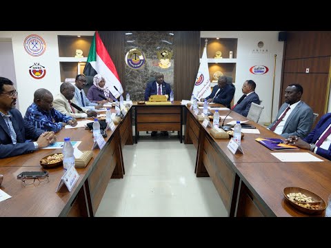 وزير المعادن الأستاذ نور الدائم طه يقف على مجمل اداء الوزارة ووحداتها