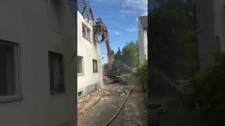 #case #destruction #excavator #work #building #demolition #construction #demontage #تخریب