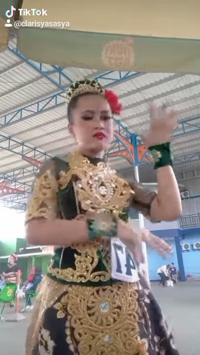 Tiktokan pake kebaya jaipongan boleeh kaan