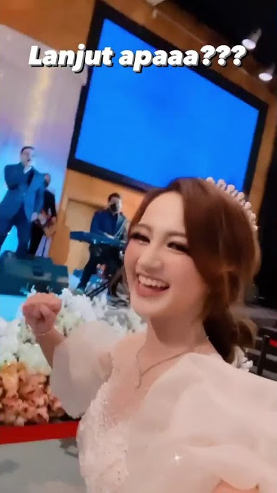 senengnya nanda mendengar lagu kahitna