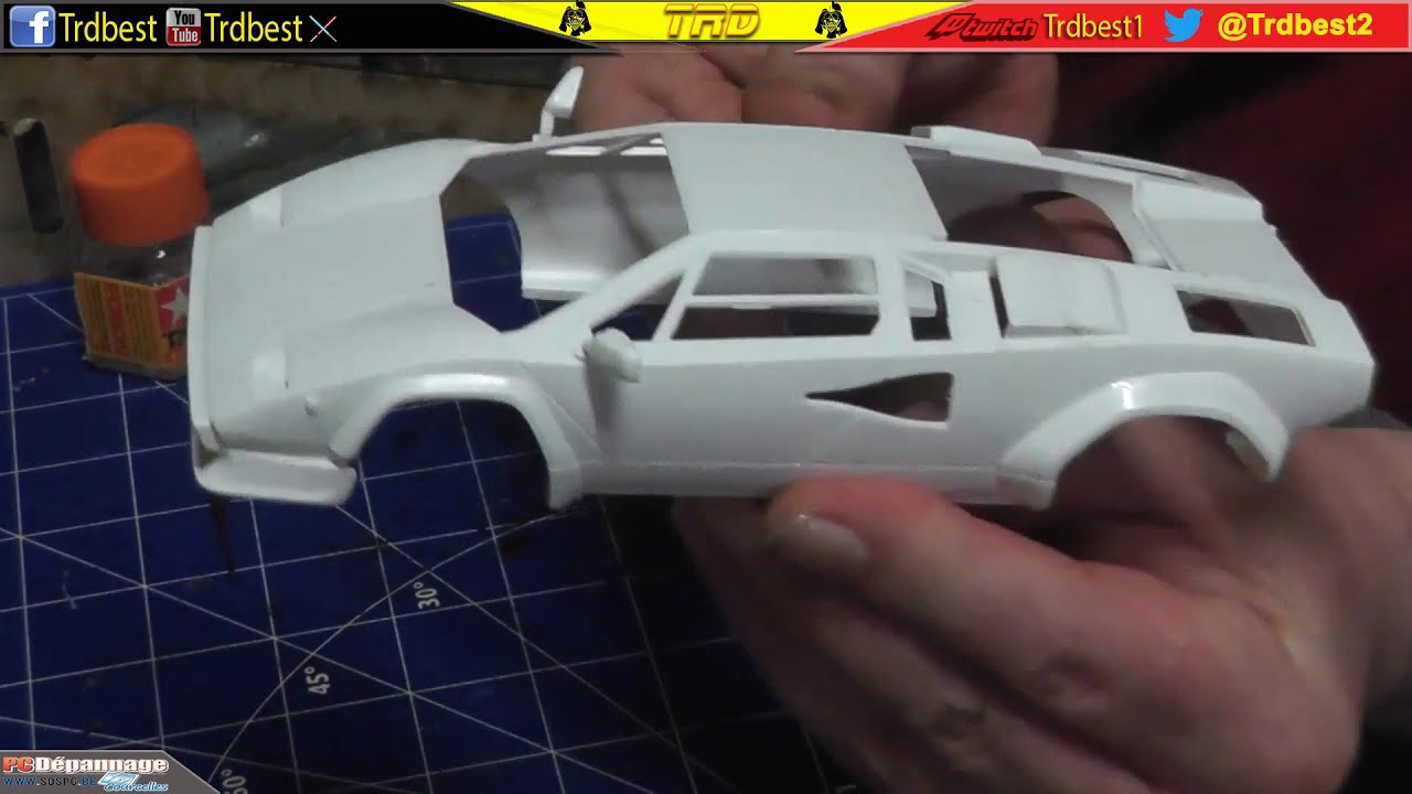 Building Italeri Lamborghini Countach 5000 Quattrovalvole scale 