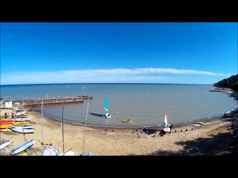 Drone Footage of Lake Michigan at Park Ave Beach, Highland Park, IL