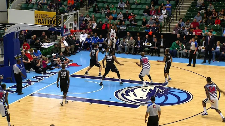 Highlights: PJ Hairston drops 22, Ebanks adds 19 i...