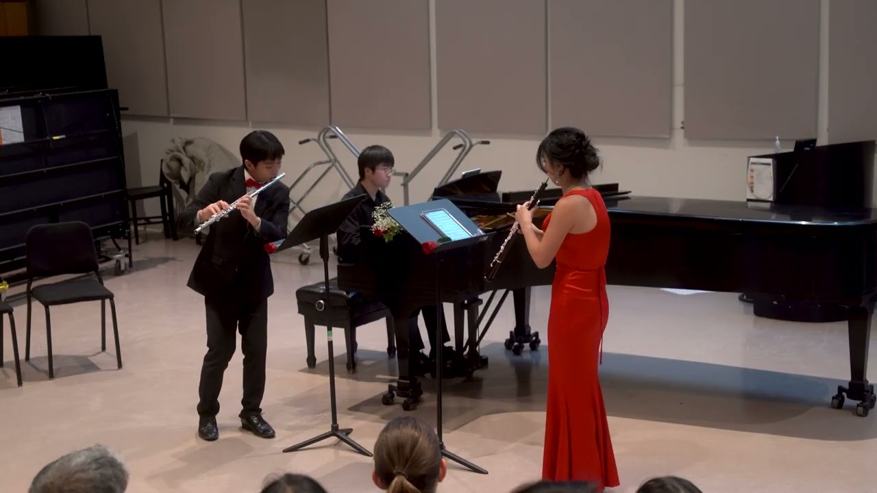 Águila Seduction Dance, Op. 81