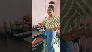 Download Lagu thoda Masti time...🥰❤️🥰#cosmetology #makeupartist #hairstylish #mehandiartist #kolkaartist #videos MP3