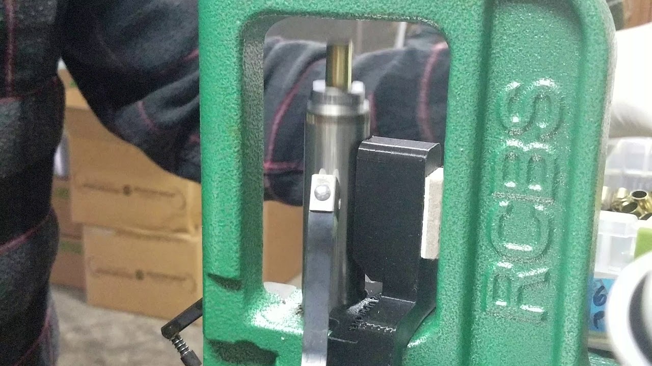 Flaring case mouth/ case kicker/  RCBS/