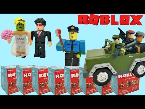 Roblox Celebrity Series 4 Blind Boxes Full Case Code Items Unboxing Roblox Figures Youtube - roblox bride celebrity collection