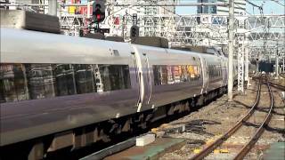 JR東日本E351系「スーパーあずさ11号」新宿駅発車