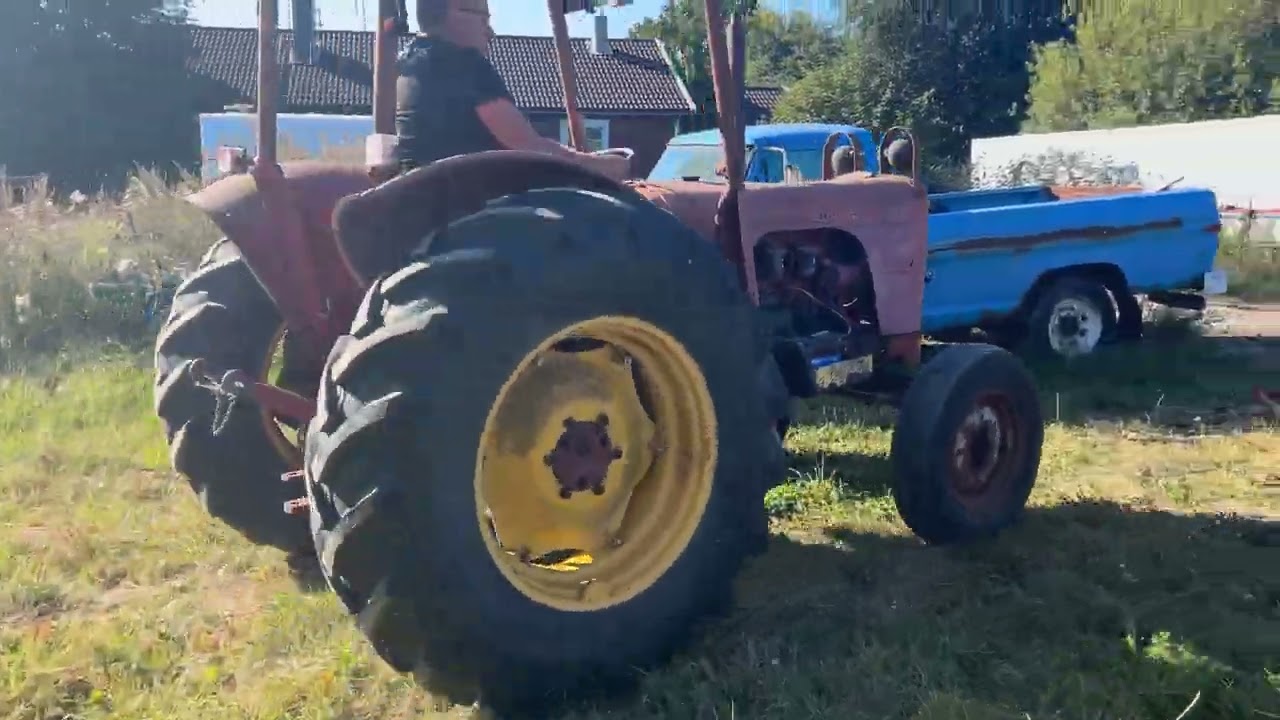 Veterantraktor David Brown 950 Implematic