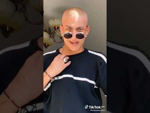 انتي كل حاجه مش عشان جميله