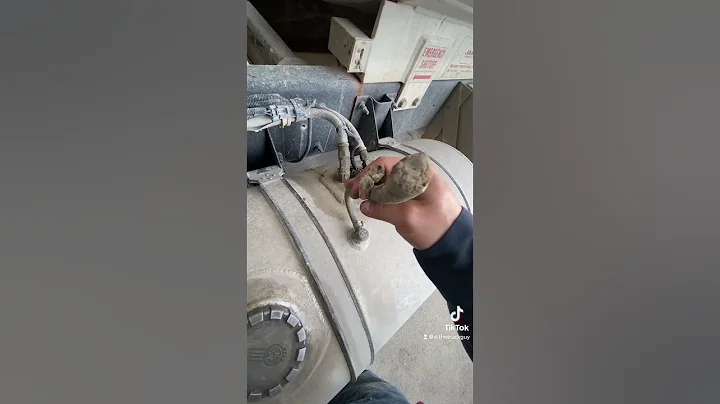 #diesel #bigrig #semitruck #shorts #truckerlife #trucks #mechanic #trucker