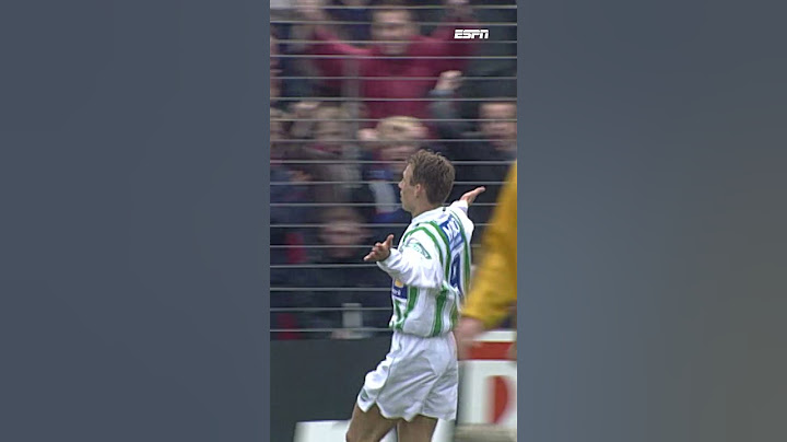 De eerste goal van Arjen Robben (17) 🤩