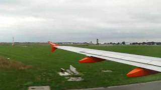 Easy Jet A319 landing