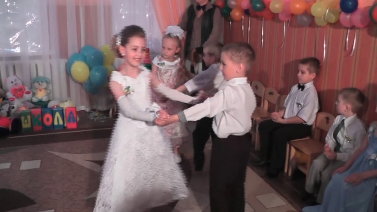 танец ЧАРЛЬСТОН на выпускном, ДНЗ №4 г. Кировоград - YouTube