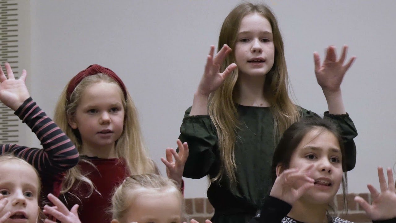 Kinderkoor Kerstopvoering   Dag Ster