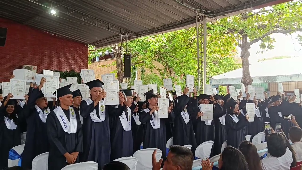 Promocion 2025 colegio inem julian mottas salas 