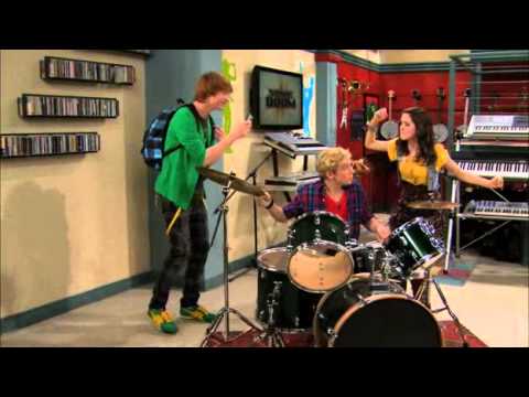 Austin and Ally S01E01 Rockers and Writers  CLIP