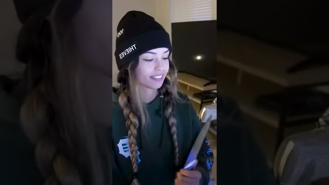 Valkyrae has a small knife