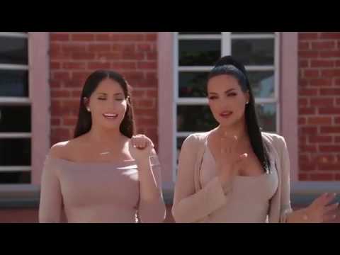 Slaylebrities Natalie Halcro and Olivia Pierson