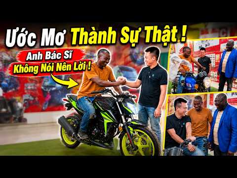Anh Bác Sĩ Không Nói Nên Lời, Tôi Có Làm Cả Đời Cũng Không Bao Giờ Mua Được ! Cảm Ơn Người Việt Nam