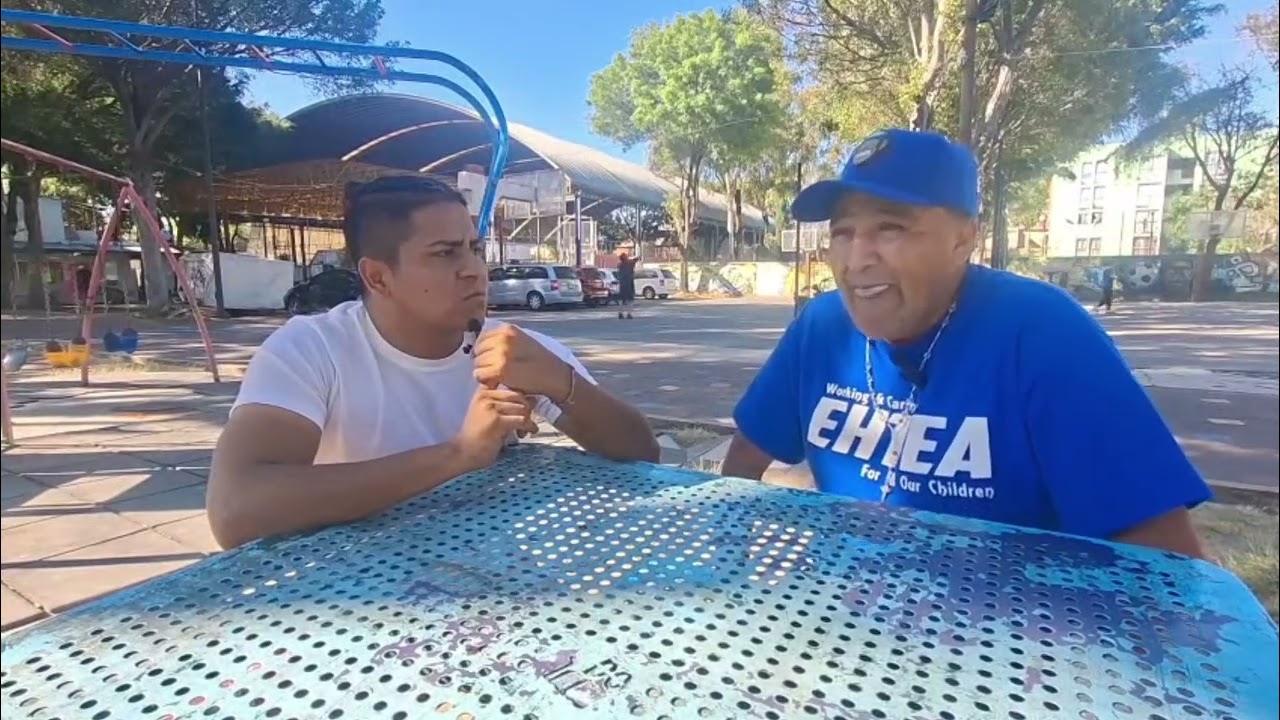 Entre mentes y dementes ￼capítulo 17                     Juanito casa azul   Parte 1 ￼