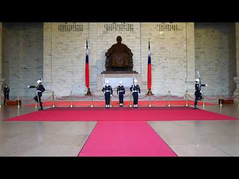 Chiang Kai Shek Memorial Museum first for the changing of the guards