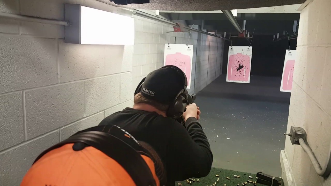 Bigtanker shooting a GLOCK 18 FULL AUTO