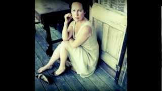 Iris DeMent Out of the Fire with lyrics chords