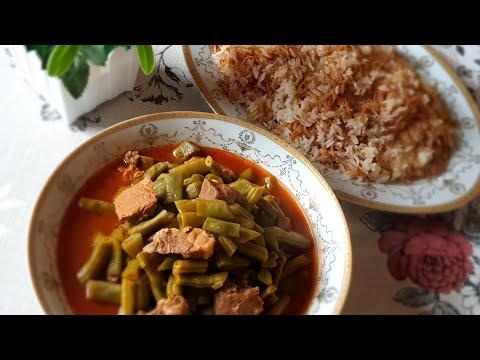 فاصوليا خضرا باللحمة على الطريق السورية وجنبها رز