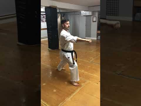 Taikyoku Sono Go Ura (5e kata ura toupie)