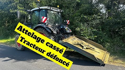 ACCIDENT: Tracteur explosé à cause du broyeur qui a cassé sur la route… 🤬🤬🤬