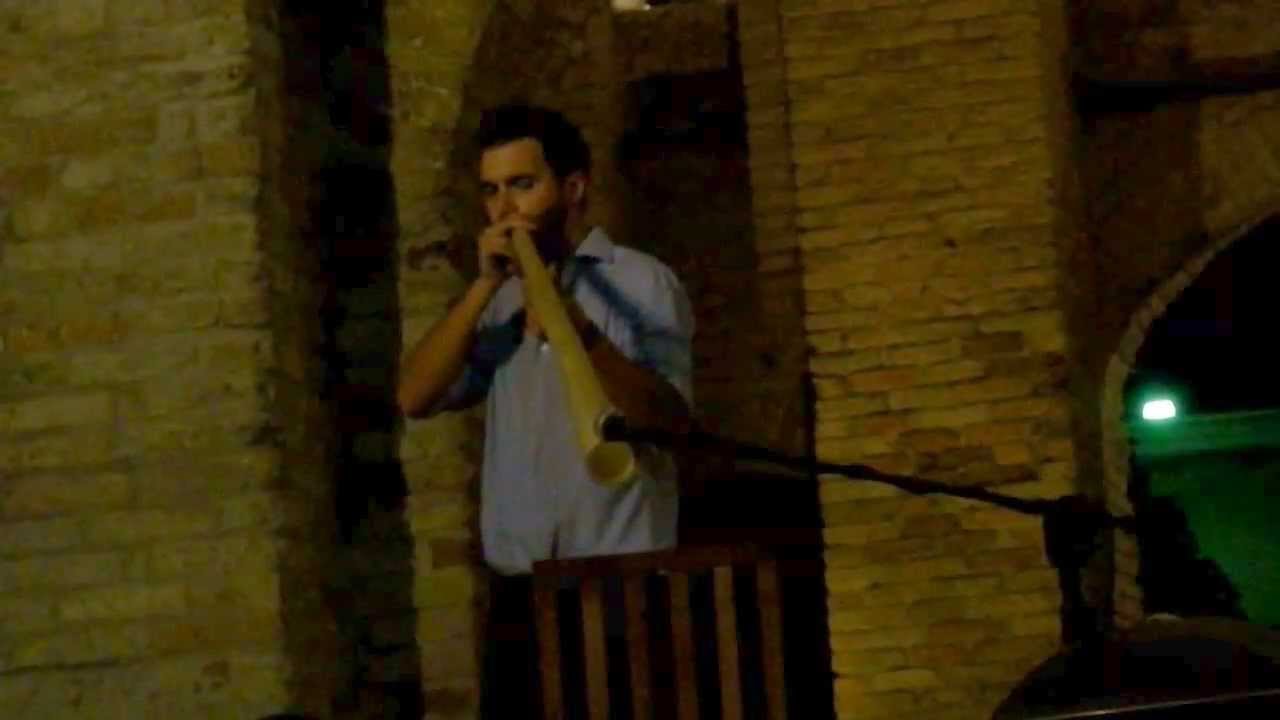Paolo in concerto a Casalaldo (MN) Didgeridoo YouTube