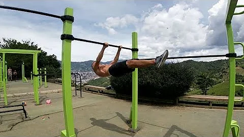 Calisthenics at Cerro de las Tres Cruces