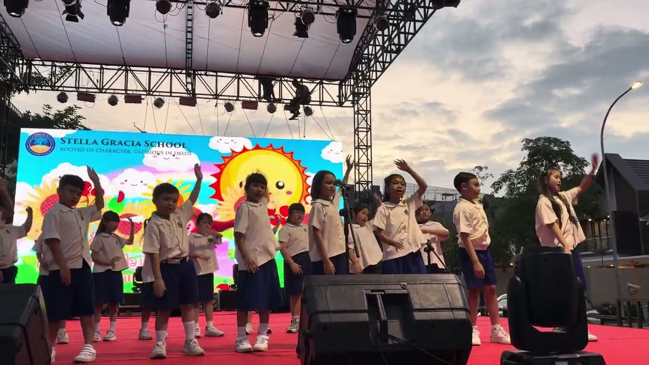 你笑起来真好看 - INDEPENDENCE LIGHT FESTIVAL 2025 - A special performance by Primary 3 students
