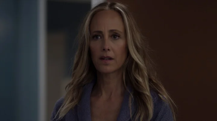 Teddy Begins to Uncover Owen's Secret - Grey's Ana...